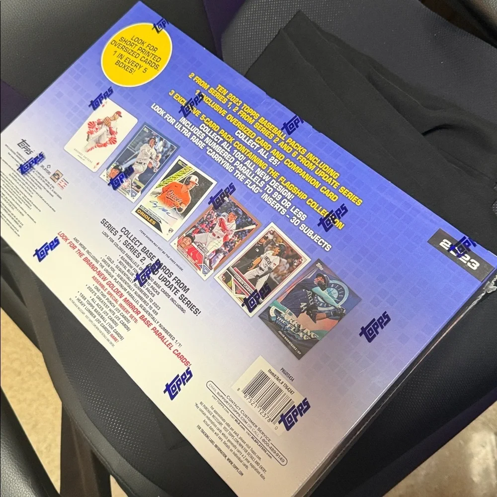 2023 Topps Baseball Flagship Collection Series 1 2 & Update EXCLUSIVE SEALED BOX